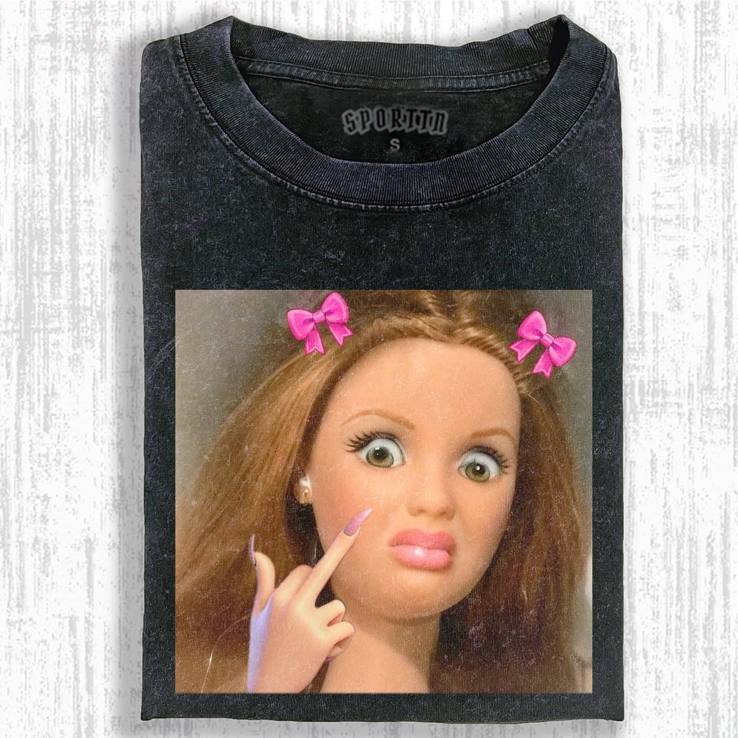 DOLL GIRL MEME T-SHIRT