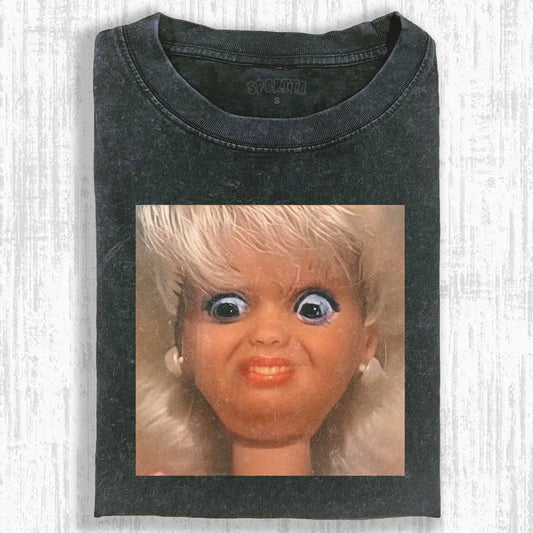 DOLL GIRL MEME T-SHIRT. 7.15