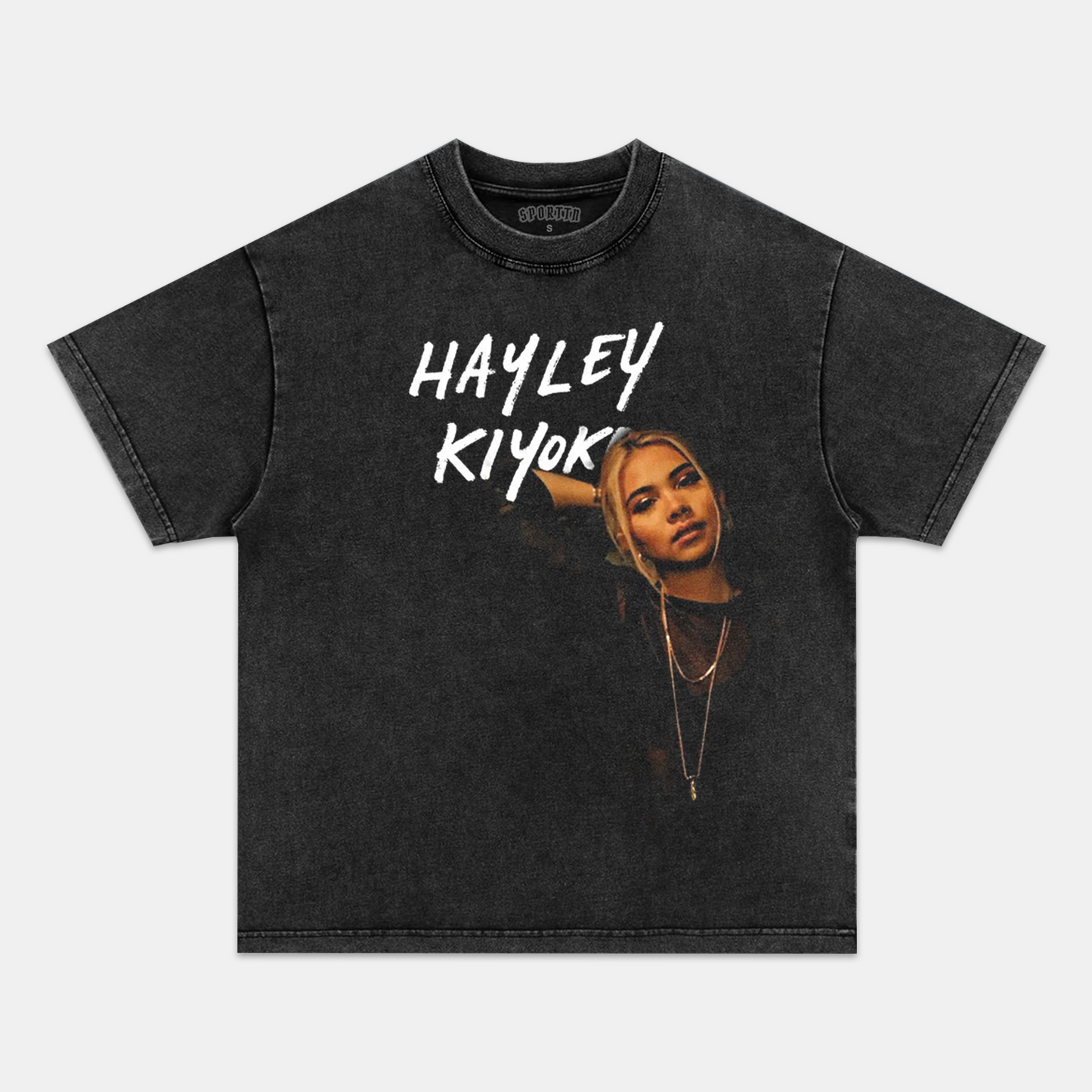 Hayley Kiyoko wear TEE